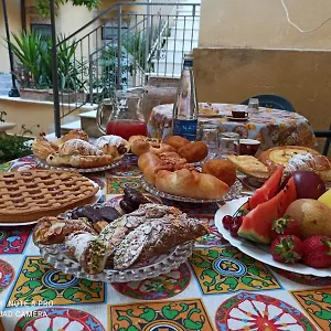 Il Melograno Antico Con Terrazza E Giardino Bed & Breakfast